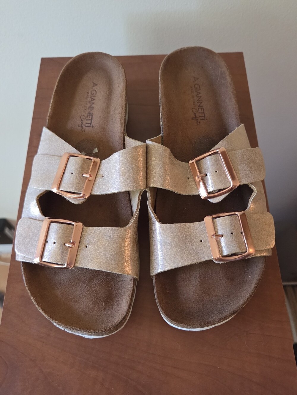 A. Giannetti Italian made in Italy Women’s Rose Gold sandals sz 8